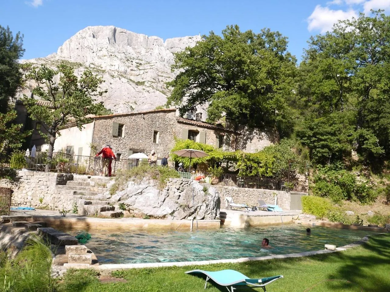 Le Moulin En Provence Bed & Breakfast Saint-Antonin-sur-Bayon 0*,  France