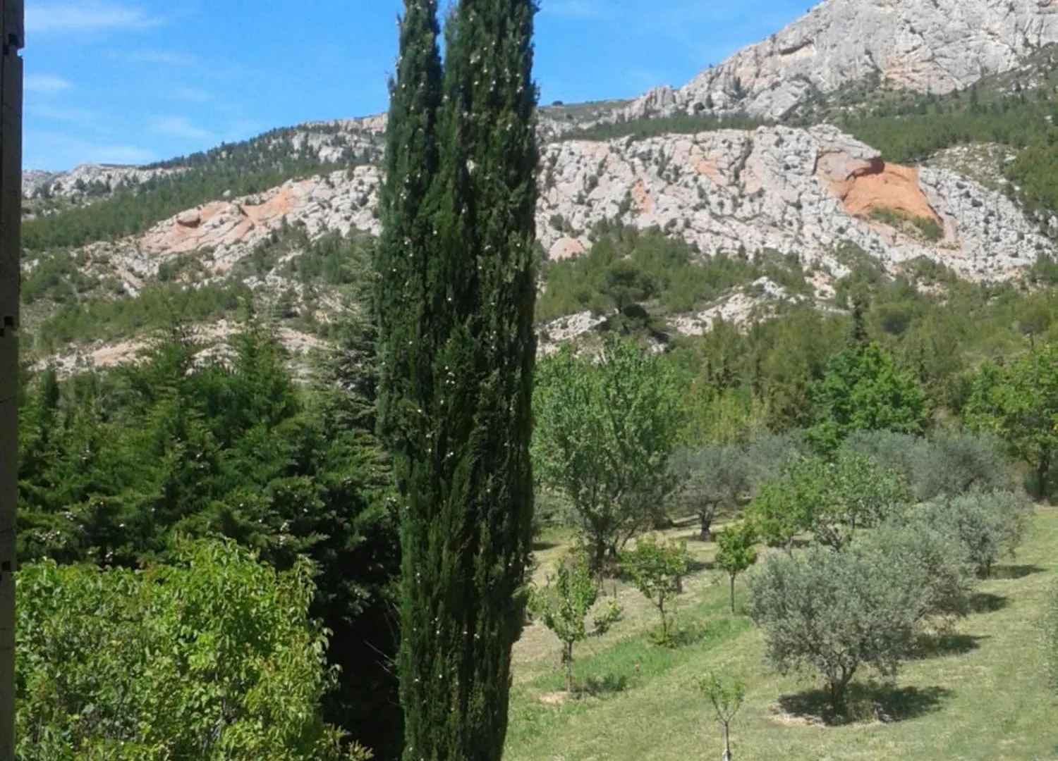 Le Moulin En Provence Bed & Breakfast Saint-Antonin-sur-Bayon France