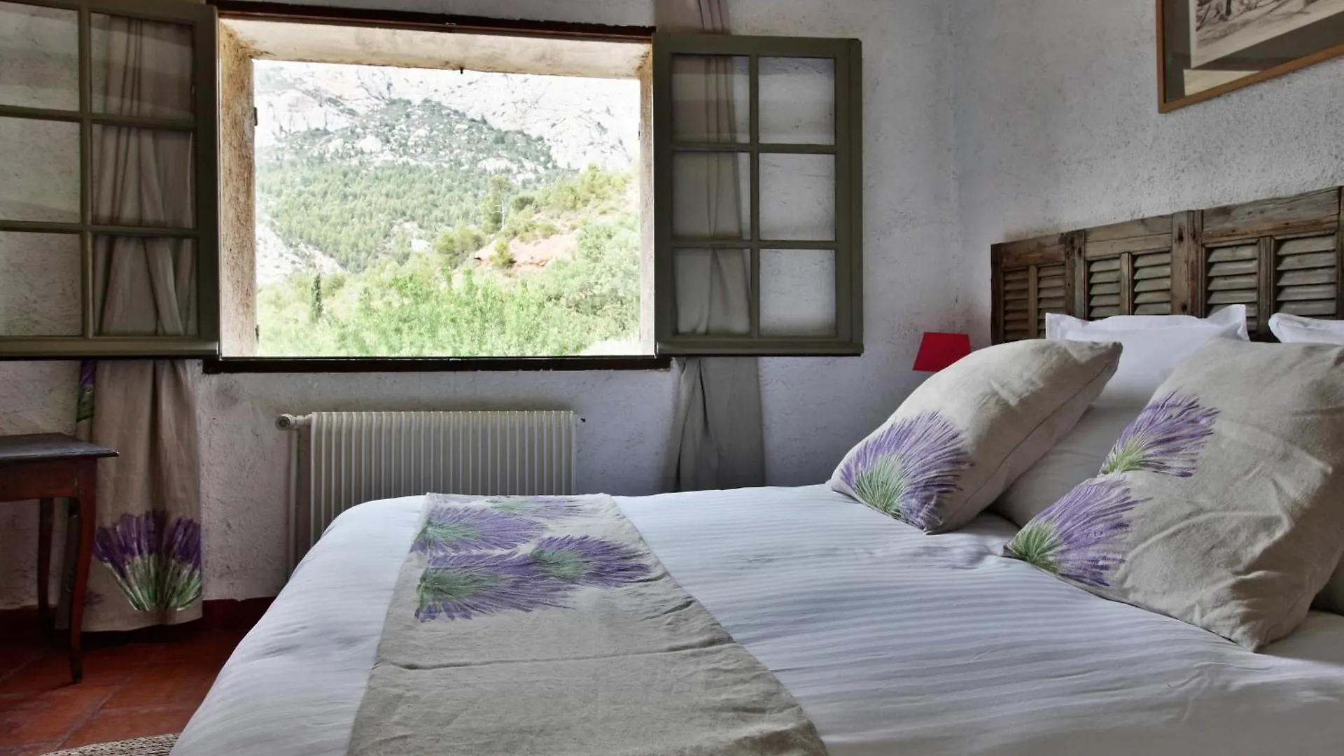 Le Moulin En Provence Bed & Breakfast Saint-Antonin-sur-Bayon 0*,  France