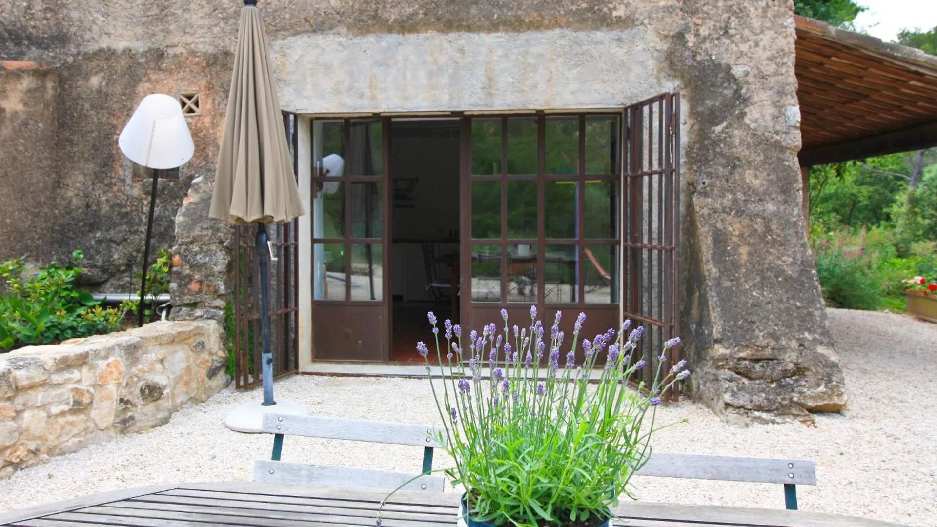 Le Moulin En Provence Bed & Breakfast Saint-Antonin-sur-Bayon France